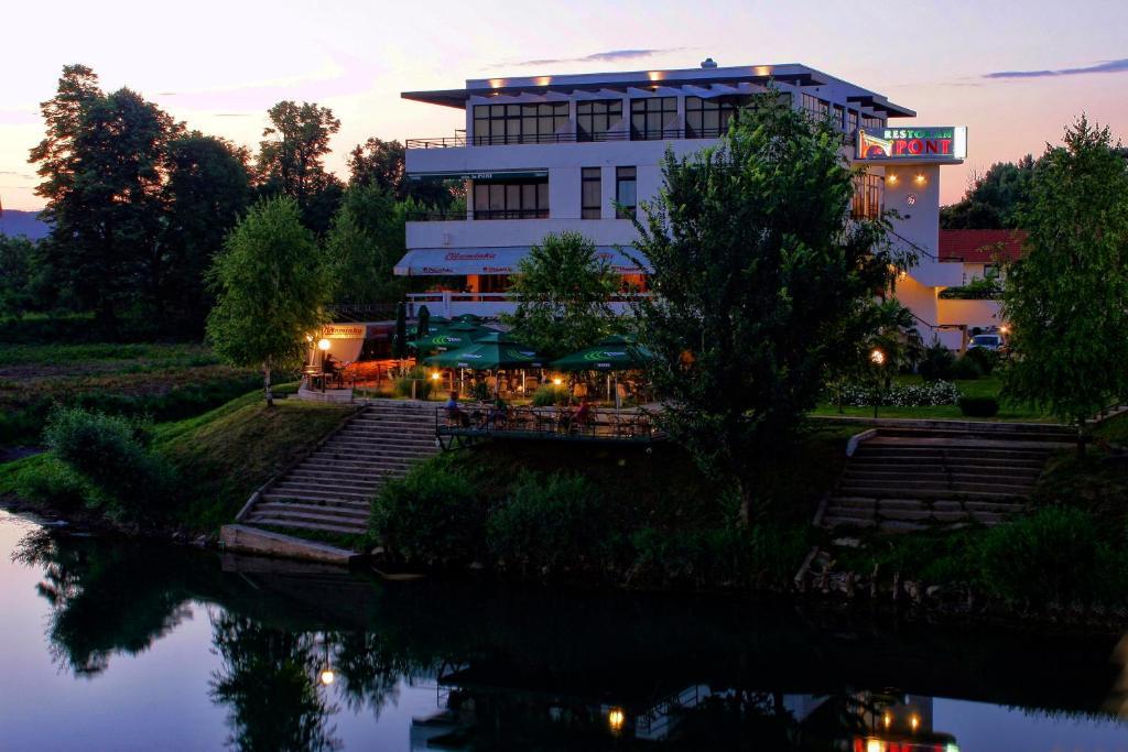Hotel Le Pont Prijedor Exteriér fotografie